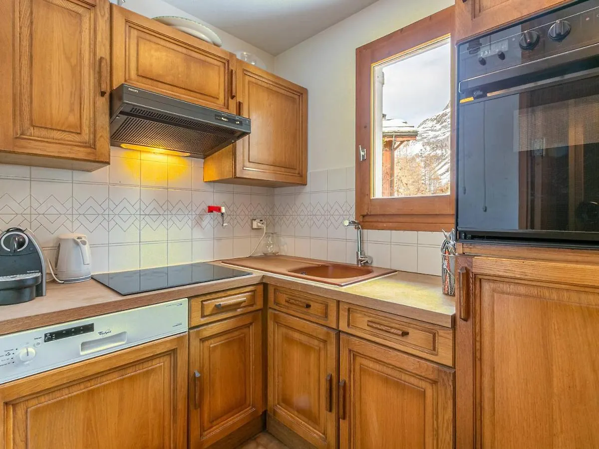 Apartment Appartement Chaleureux Avec Parking Et Acces Facile Aux Pistes A Val-D'Isere - Fr-1-694-233 France