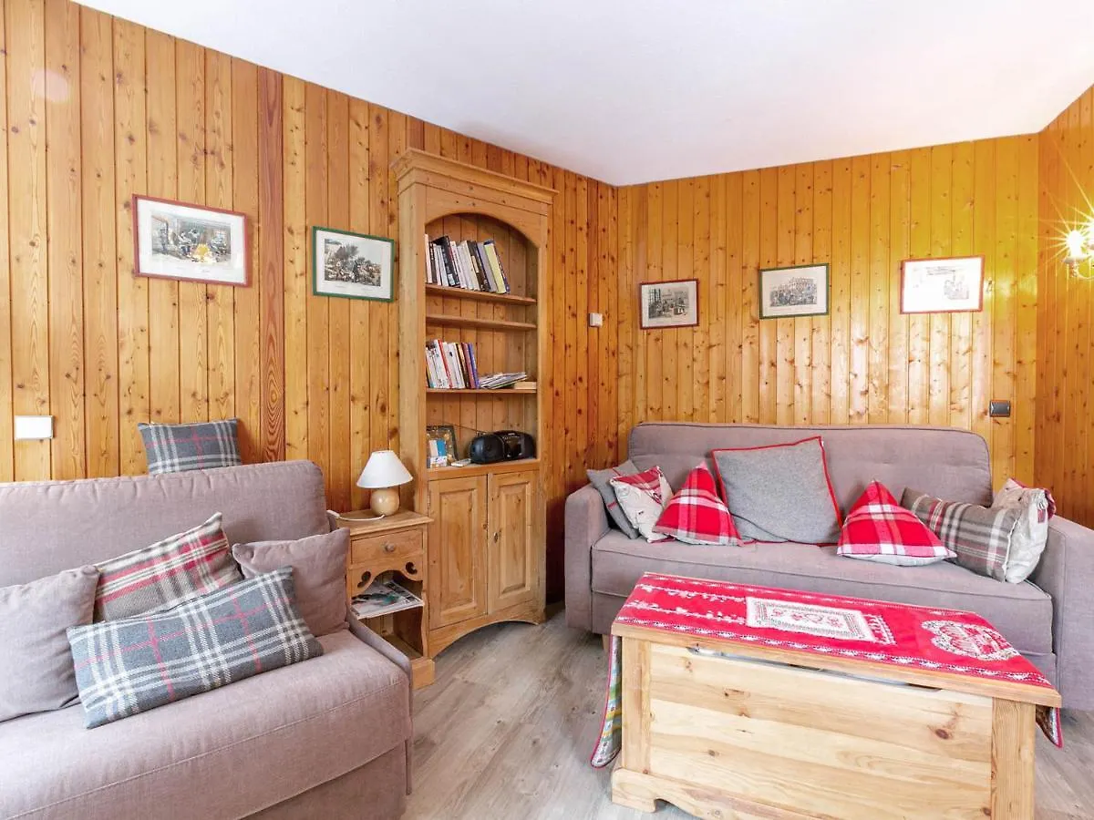 Appartement Chaleureux Avec Parking Et Acces Facile Aux Pistes A Val-D'Isere - Fr-1-694-233